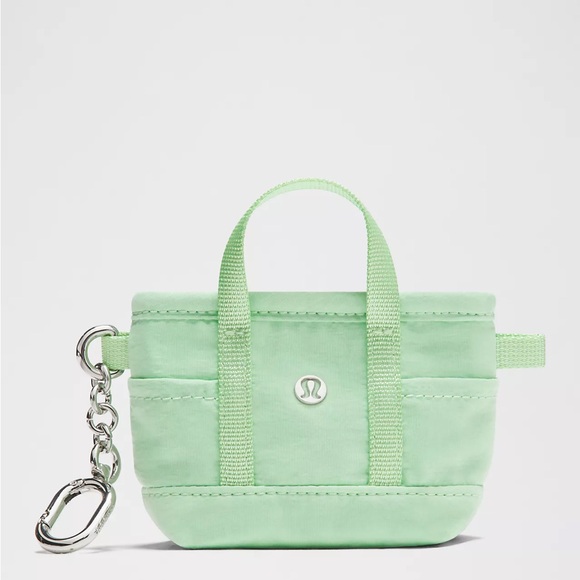 Lululemon Daily Multi-Pocket Nano Tote Bag- Citra Lime - Picture 2 of 2